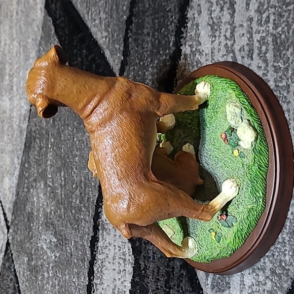 VINTAGE THE DANBURY MINT CHIP OFF THE OLD BLOCK BOXERS DOG FIGURINE - Picture 6 of 13